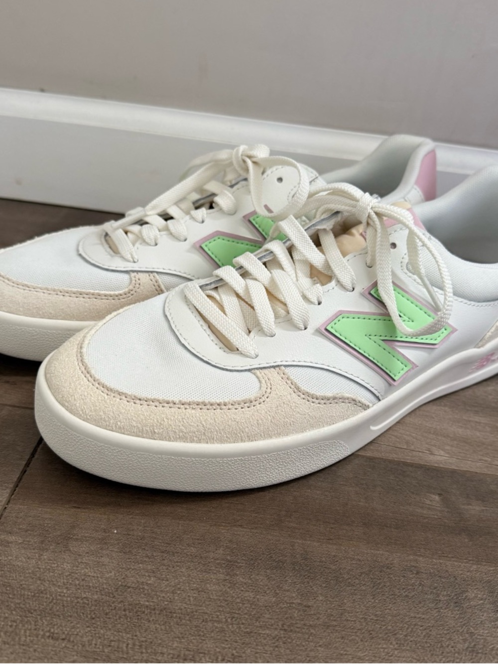New Balance CT 300 Shoes The Court Line C-Cap W 11 M 9.5 Pastel Sneaker EUC